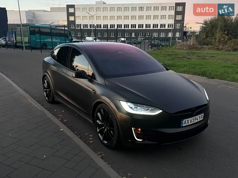 Tesla Model X
