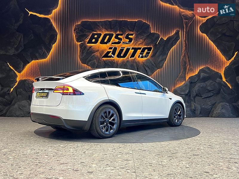 Внедорожник / Кроссовер Tesla Model X 2025 в Львове