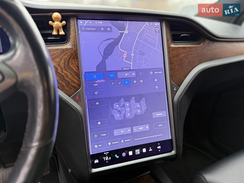 Позашляховик / Кросовер Tesla Model X 2019 в Стрию фото 37 Позашляховик / Кросовер Tesla Model X 2019 в Стрию