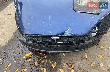 Позашляховик / Кросовер Tesla Model X 2016 в Немирові