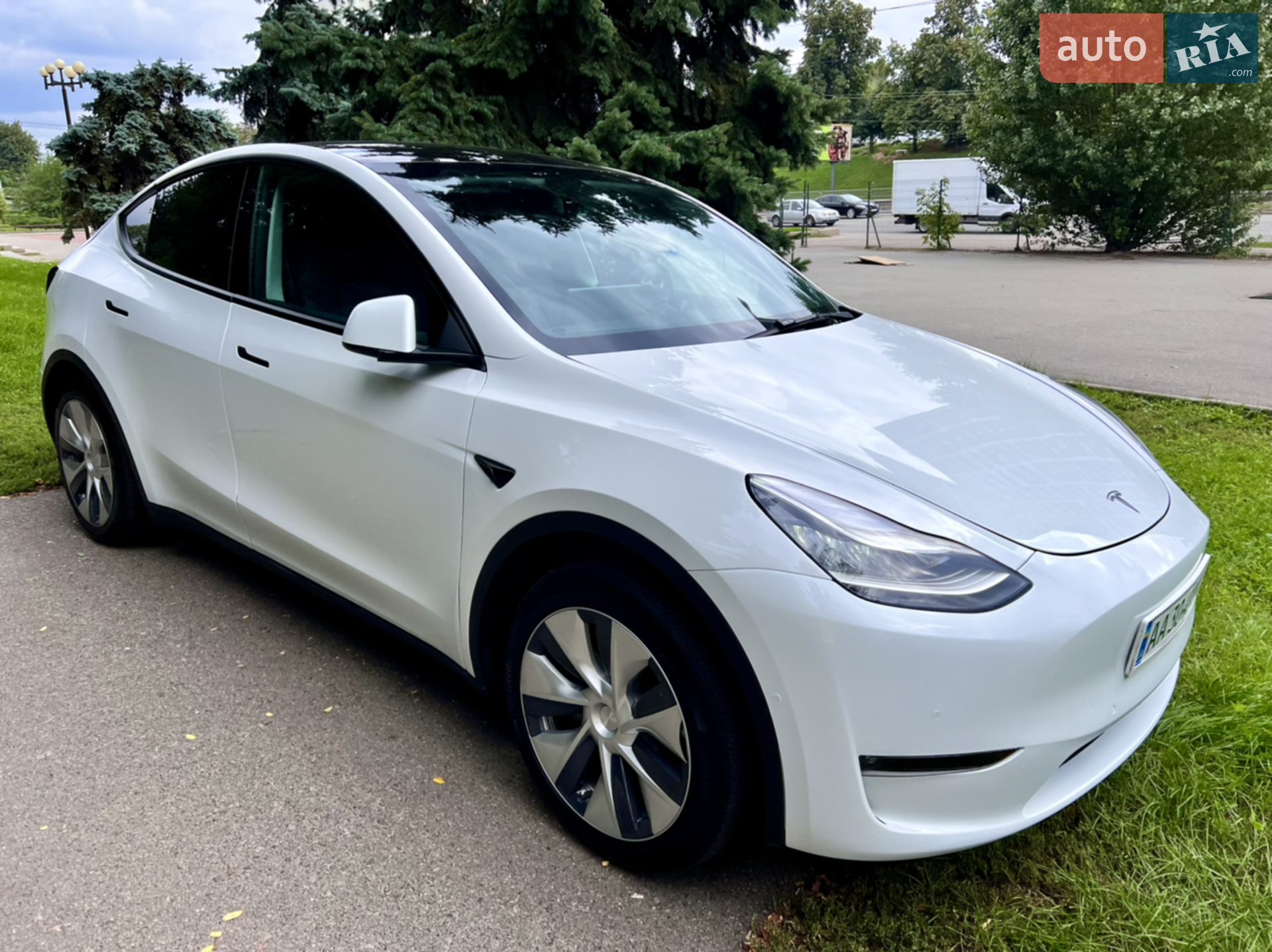 2021 Tesla Model Y - мініатюра 3