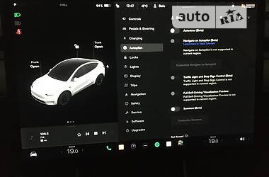 Внедорожник / Кроссовер Tesla Model Y 2020 в Киеве