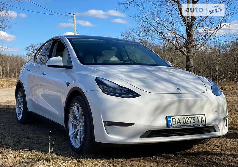 Позашляховик / Кросовер Tesla Model Y 2020 в Кропивницькому