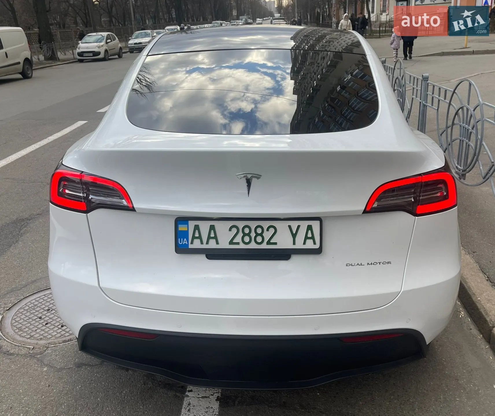 2021 Tesla Model Y - мініатюра 8