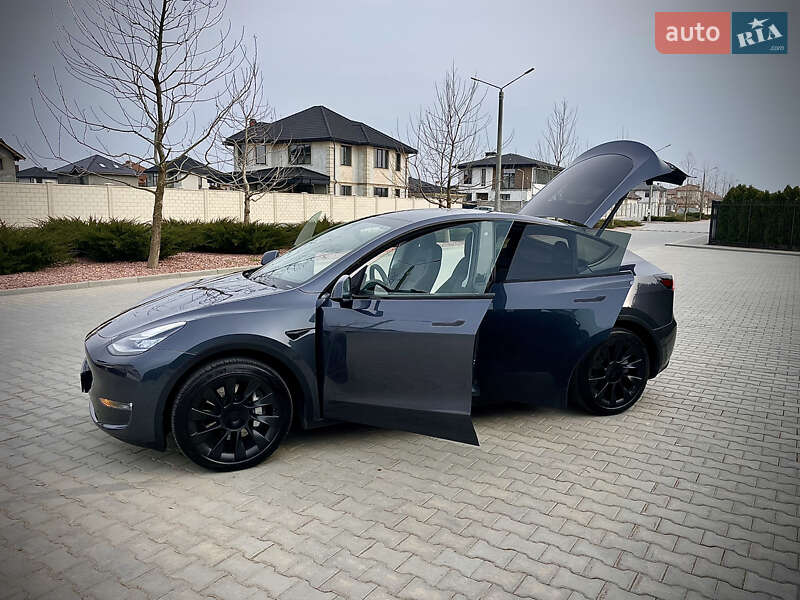 Внедорожник / Кроссовер Tesla Model Y 2020 в Одессе фото 23 Внедорожник / Кроссовер Tesla Model Y 2020 в Одессе