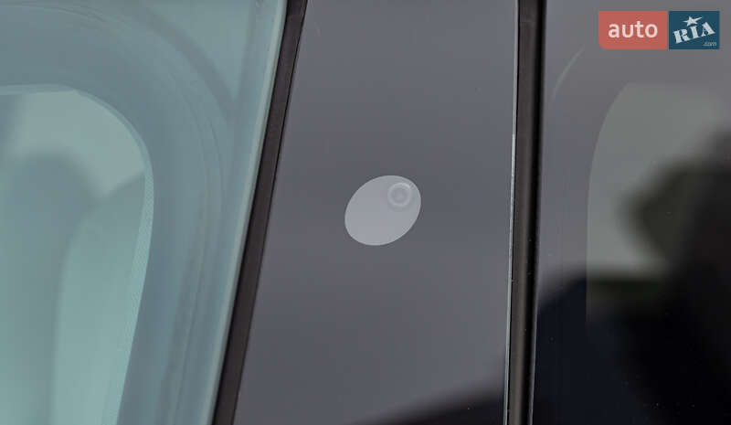 Внедорожник / Кроссовер Tesla Model Y 2020 в Киеве