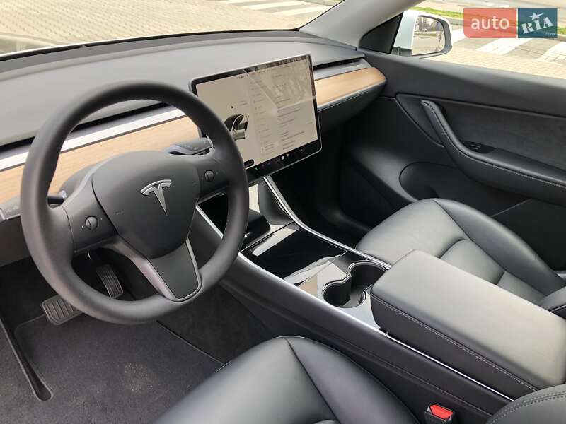 Внедорожник / Кроссовер Tesla Model Y 2020 в Белой Церкви