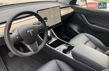 Позашляховик / Кросовер Tesla Model Y 2020 в 