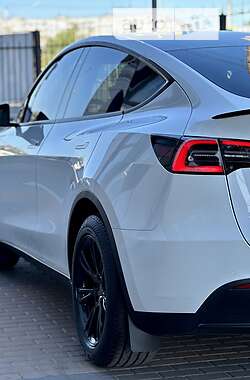 Внедорожник / Кроссовер Tesla Model Y 2020 в 