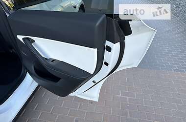 Внедорожник / Кроссовер Tesla Model Y 2020 в 