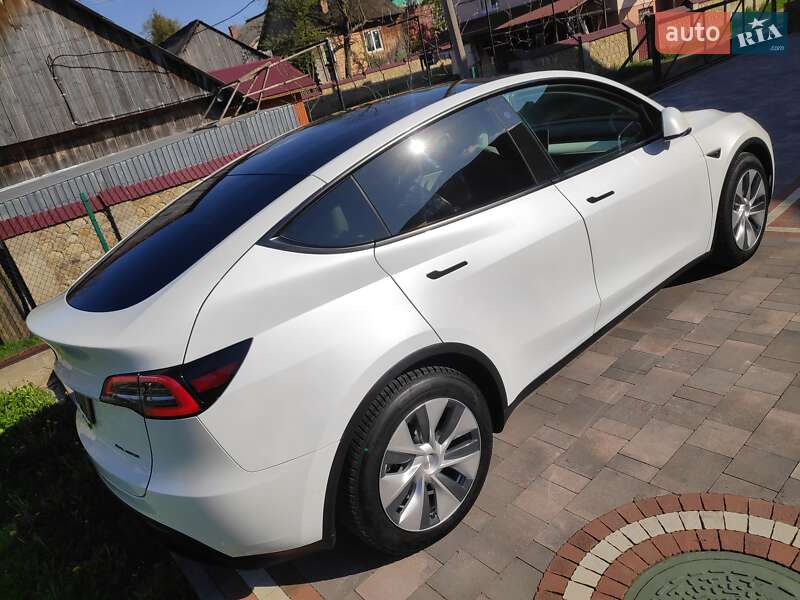 Внедорожник / Кроссовер Tesla Model Y 2020 в 