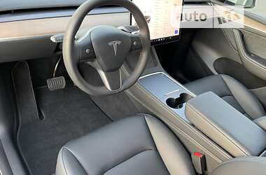 Позашляховик / Кросовер Tesla Model Y 2022 в 