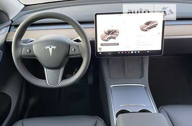 Позашляховик / Кросовер Tesla Model Y 2022 в 