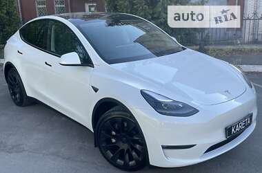 Позашляховик / Кросовер Tesla Model Y 2022 в 