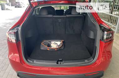 Позашляховик / Кросовер Tesla Model Y 2020 в 