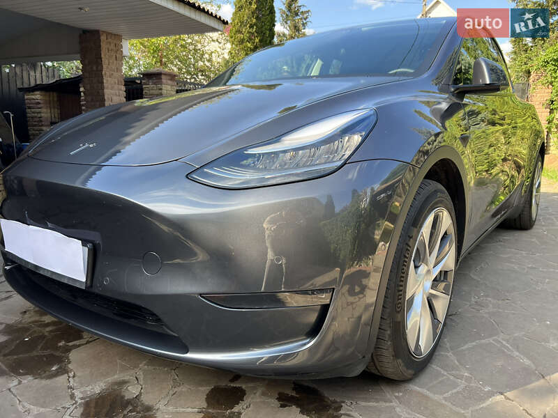 Внедорожник / Кроссовер Tesla Model Y 2022 в Киеве