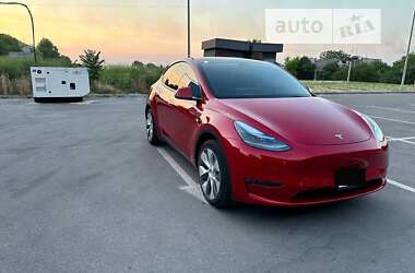 Tesla Model Y 2021