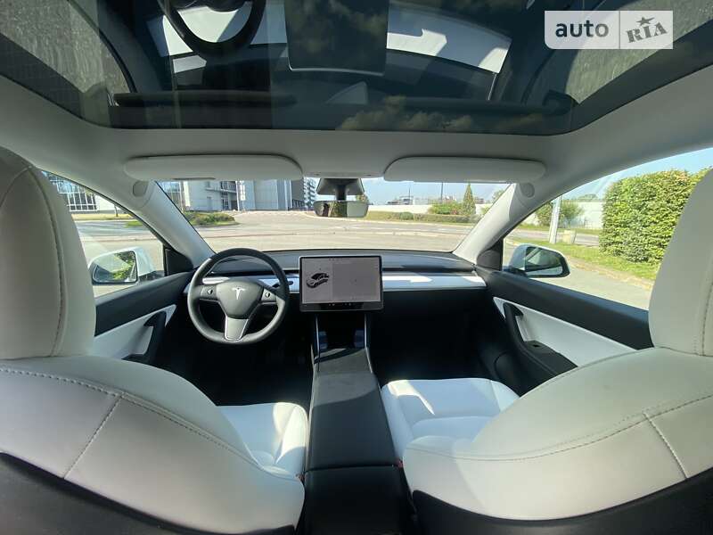 Позашляховик / Кросовер Tesla Model Y 2021 в Києві фото 15 Позашляховик / Кросовер Tesla Model Y 2021 в Києві