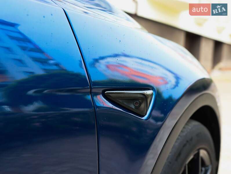 Позашляховик / Кросовер Tesla Model Y 2021 в Івано-Франківську
