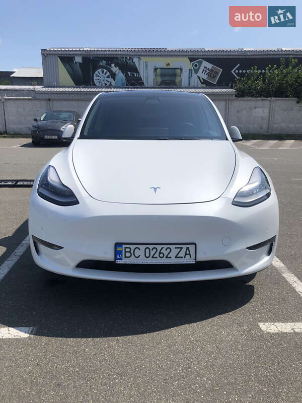 Внедорожник / Кроссовер Tesla Model Y 2020 в 