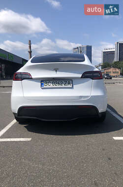 Внедорожник / Кроссовер Tesla Model Y 2020 в 