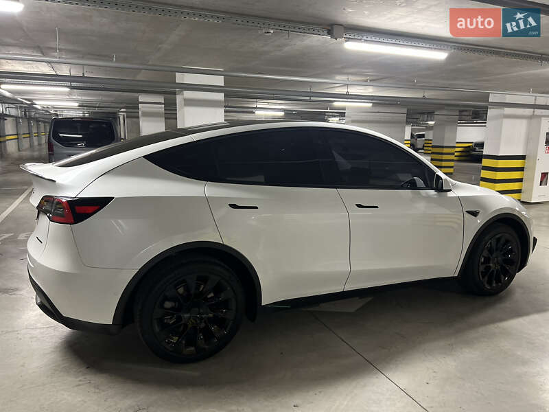 Позашляховик / Кросовер Tesla Model Y 2020 в Вінниці