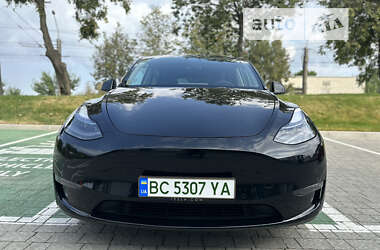 Внедорожник / Кроссовер Tesla Model Y 2021 в Львове