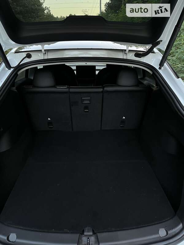 Внедорожник / Кроссовер Tesla Model Y 2022 в Ровно фото 26 Внедорожник / Кроссовер Tesla Model Y 2022 в Ровно