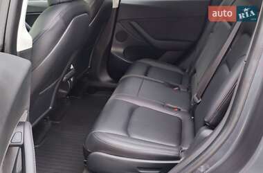 Внедорожник / Кроссовер Tesla Model Y 2021 в Ровно