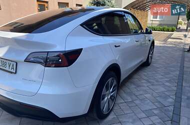 Позашляховик / Кросовер Tesla Model Y 2021 в 