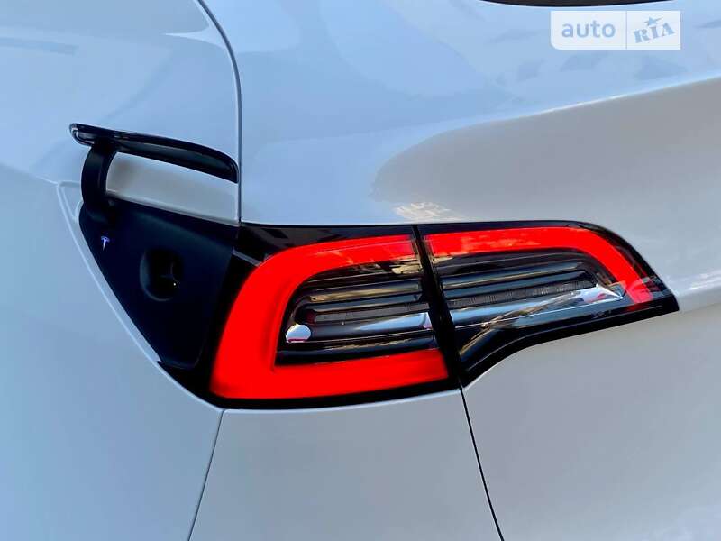 Внедорожник / Кроссовер Tesla Model Y 2022 в Одессе