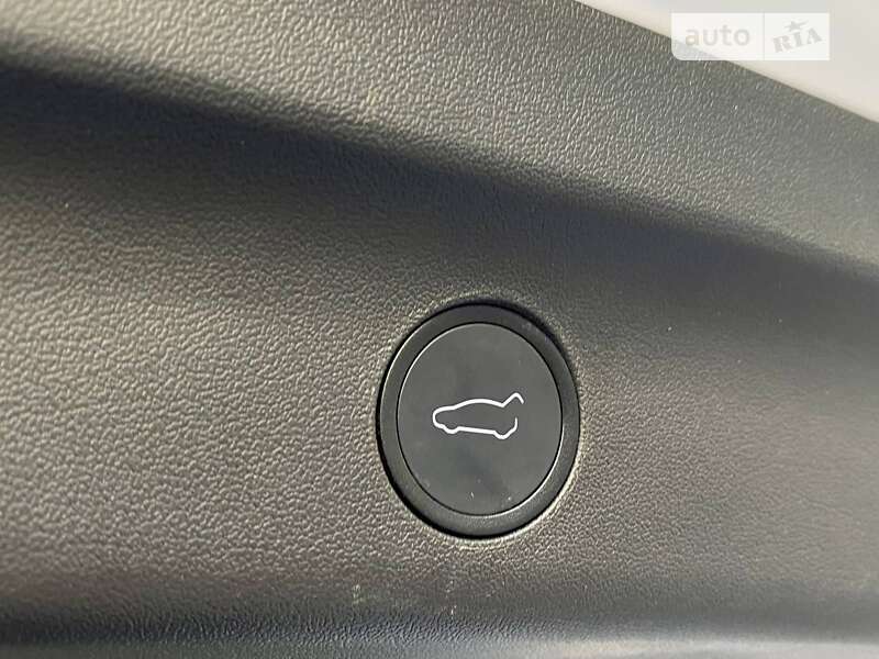 Внедорожник / Кроссовер Tesla Model Y 2022 в Одессе