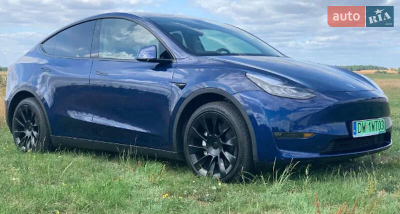 Внедорожник / Кроссовер Tesla Model Y 2021 в Житомире