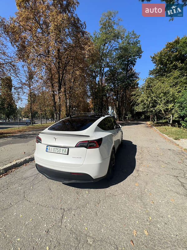 Внедорожник / Кроссовер Tesla Model Y 2022 в Киеве