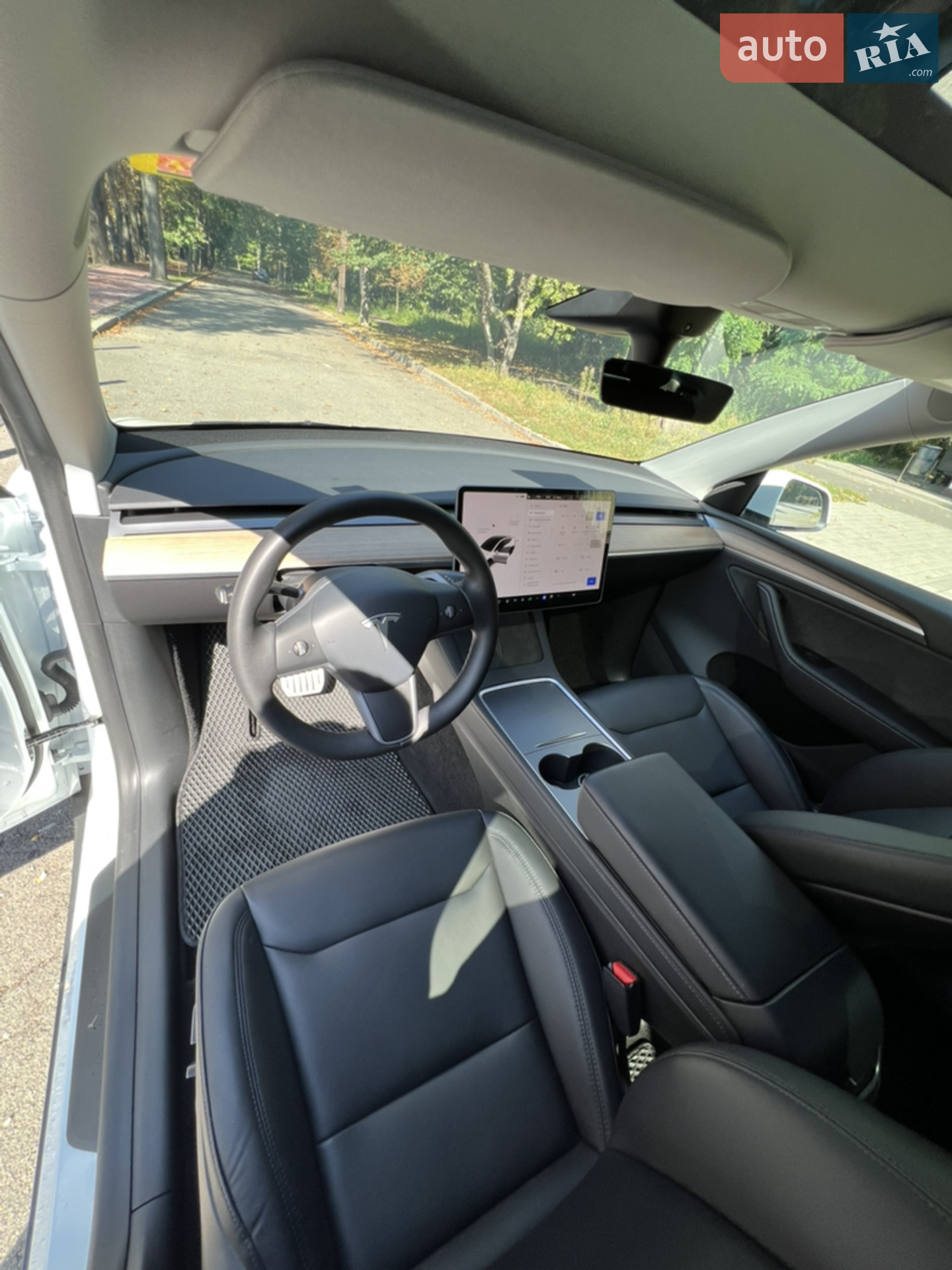 2022 Tesla Model Y - мініатюра 35