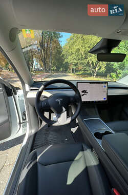 Внедорожник / Кроссовер Tesla Model Y 2022 в 