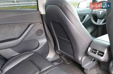 Позашляховик / Кросовер Tesla Model Y 2021 в Дніпрі