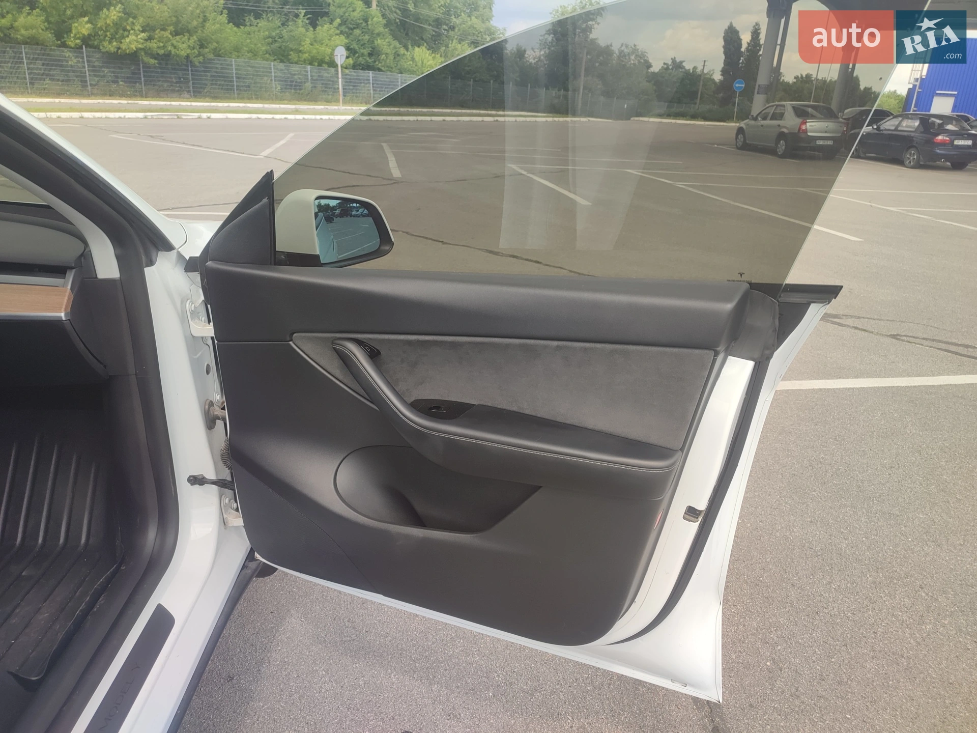2020 Tesla Model Y - мініатюра 7