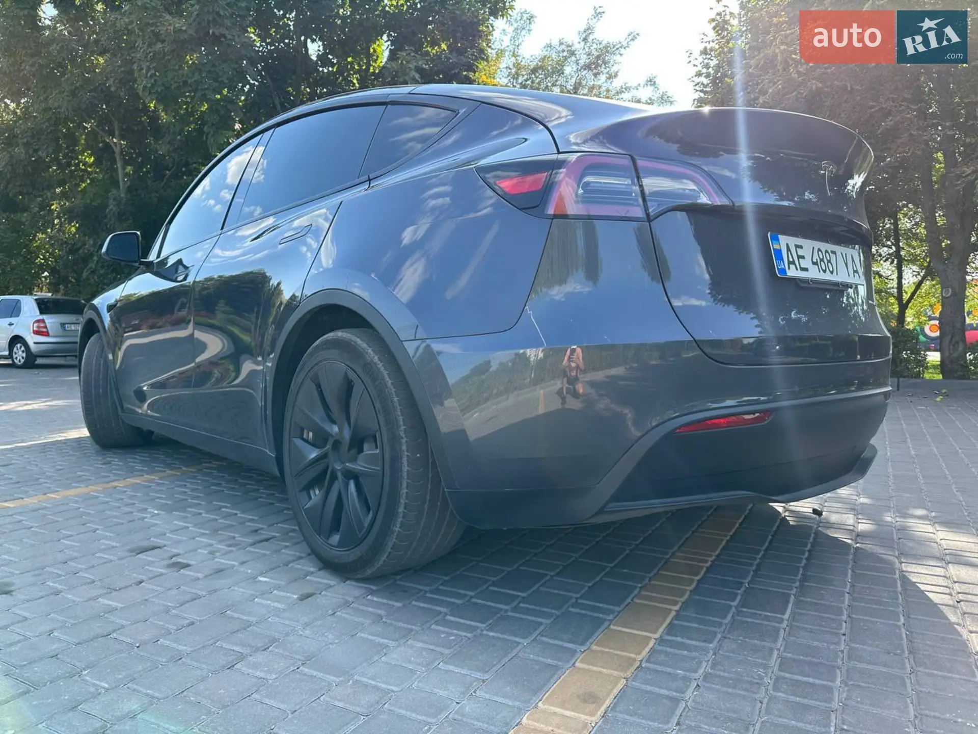 2021 Tesla Model Y - мініатюра 18