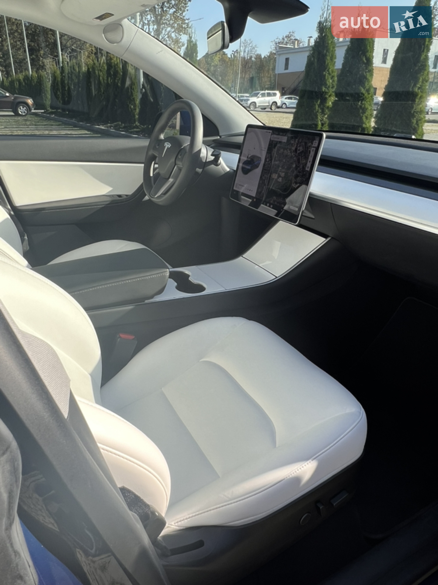 2020 Tesla Model Y - мініатюра 10
