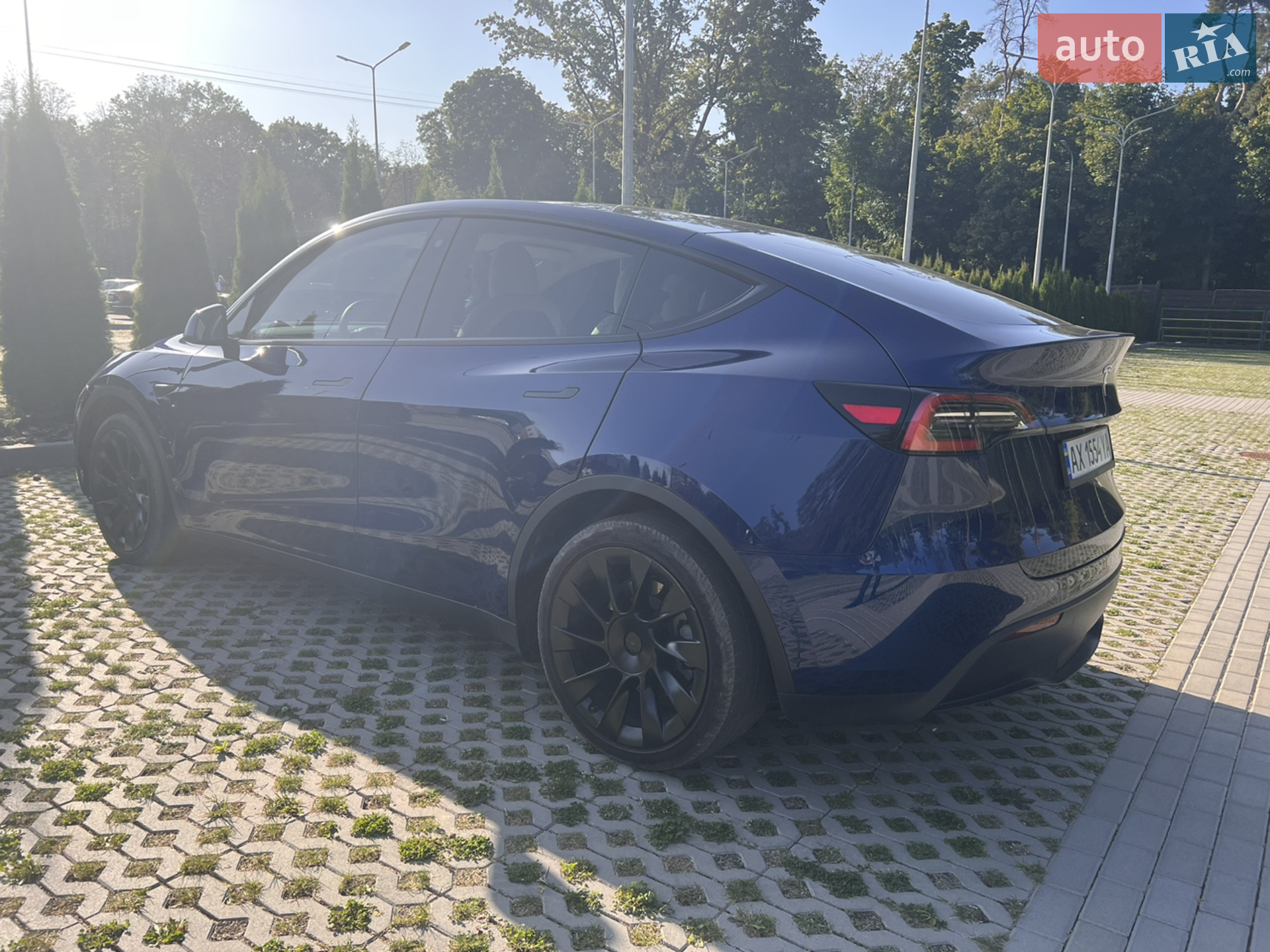 2020 Tesla Model Y - мініатюра 7