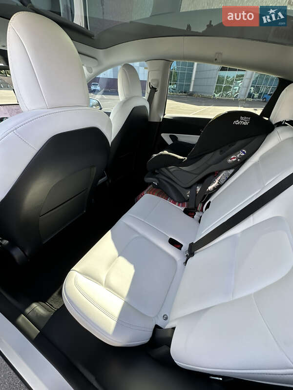 Внедорожник / Кроссовер Tesla Model Y 2022 в Одессе
