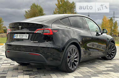 Внедорожник / Кроссовер Tesla Model Y 2022 в 