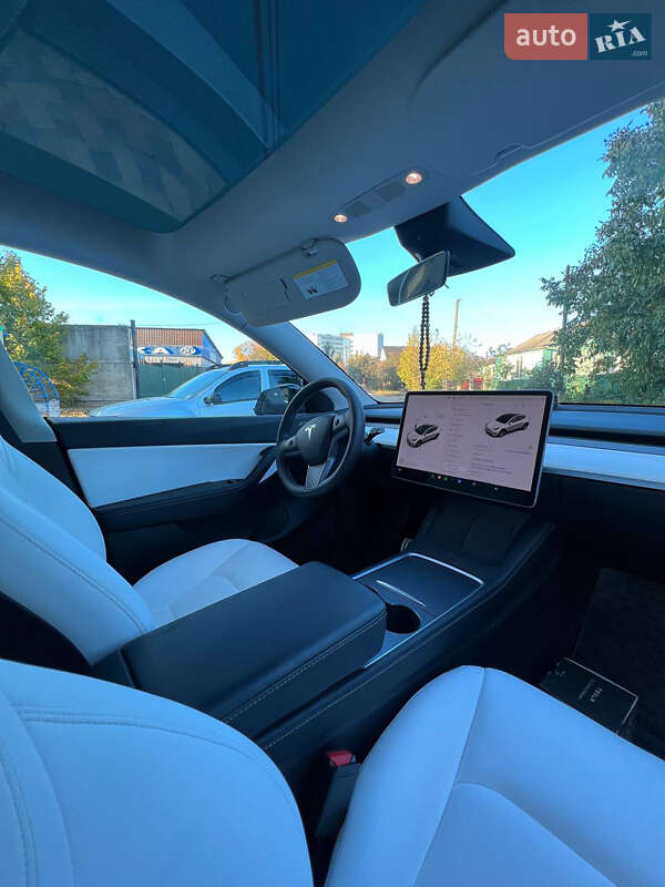 Внедорожник / Кроссовер Tesla Model Y 2022 в Умани