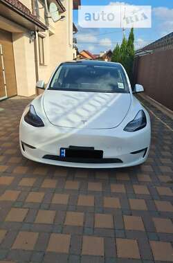 Внедорожник / Кроссовер Tesla Model Y 2022 в 