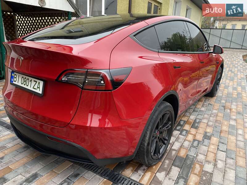 Внедорожник / Кроссовер Tesla Model Y 2021 в Полтаве