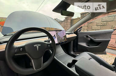 Позашляховик / Кросовер Tesla Model Y 2020 в Рівному