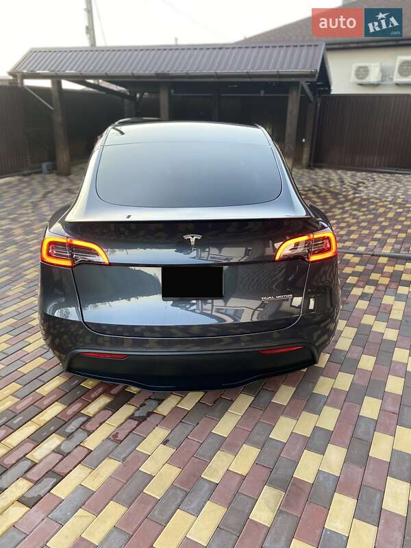 Внедорожник / Кроссовер Tesla Model Y 2022 в Днепре