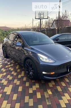 Tesla Model Y 2022