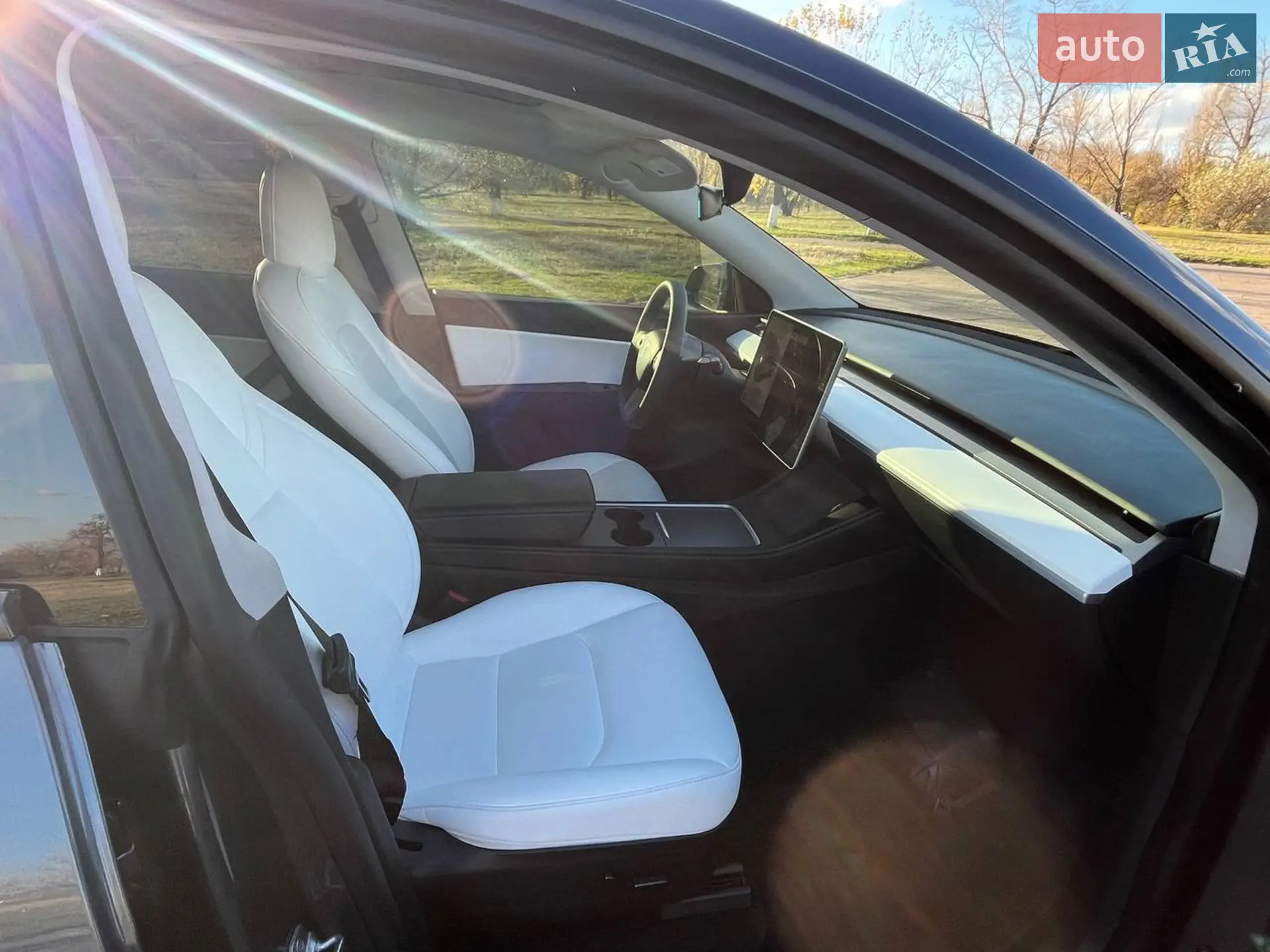 2022 Tesla Model Y - мініатюра 12